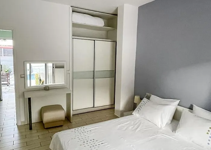 Apartment Seaside - Adults Only Geni (Lefkada)